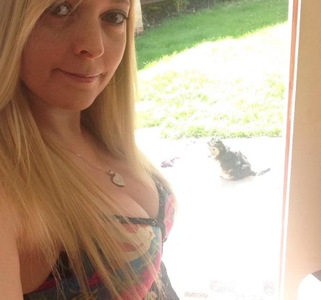 Naakte gelekte OnlyFans-foto van Mistyheaven