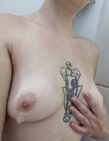 Naakte gelekte OnlyFans-foto van Evelynstorm