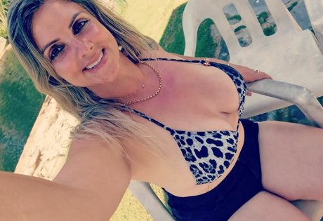 Felina_Cris