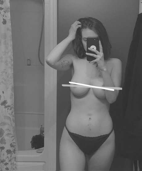 Naakte gelekte OnlyFans-foto van Weedcommie