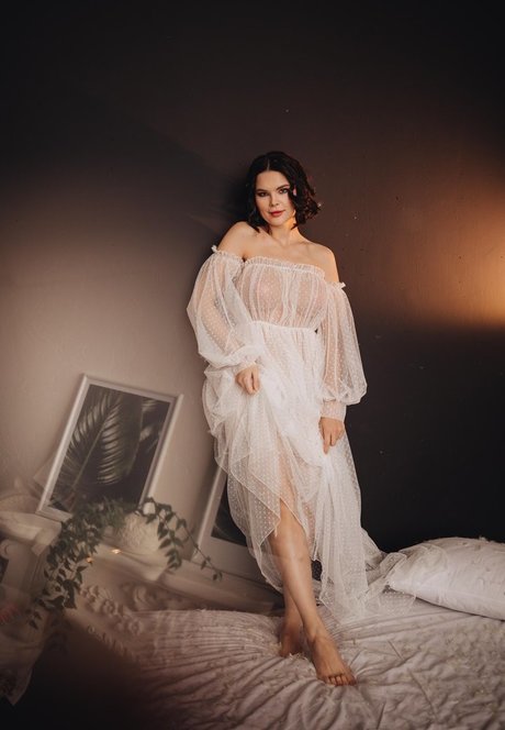 Naakte gelekte OnlyFans-foto van Loveyouto123