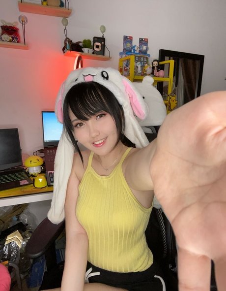Naakte gelekte OnlyFans-foto van Azulacan