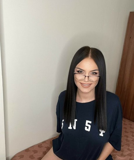 Naakte gelekte OnlyFans-foto van Amariaaaaaa69