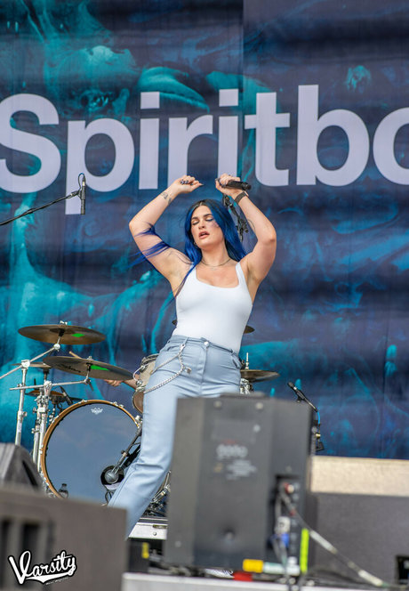 WomenMetal