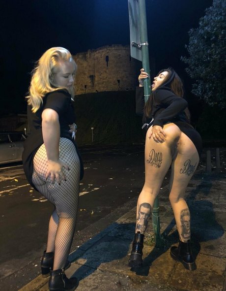 Naakte gelekte OnlyFans-foto van Babydollfay