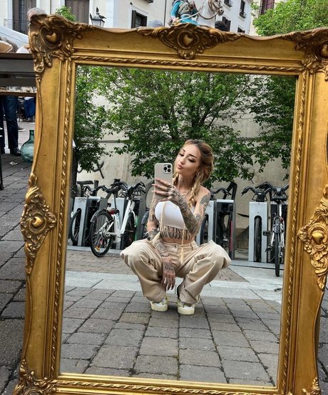 Naakte gelekte OnlyFans-foto van Vanesasoria