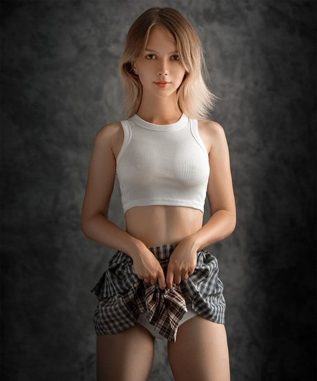 Naakte gelekte OnlyFans-foto van Ililkill