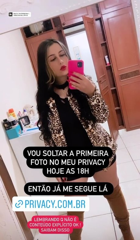 Naakte gelekte OnlyFans-foto van Camila Prado