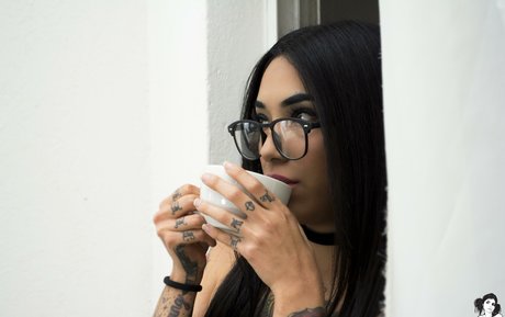 Naakte gelekte OnlyFans-foto van Virikasuicide