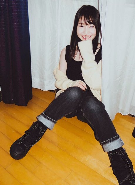 Naakte gelekte OnlyFans-foto van Aika Yumeno