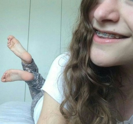 Naakte gelekte OnlyFans-foto van Thata Big Soles