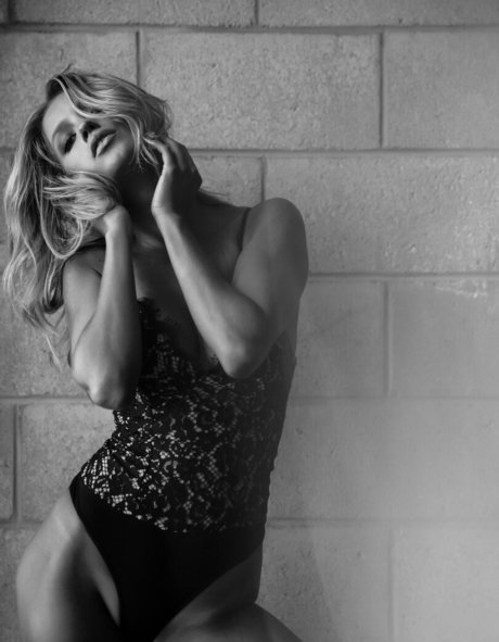 Naakte gelekte OnlyFans-foto van Paige Watkins