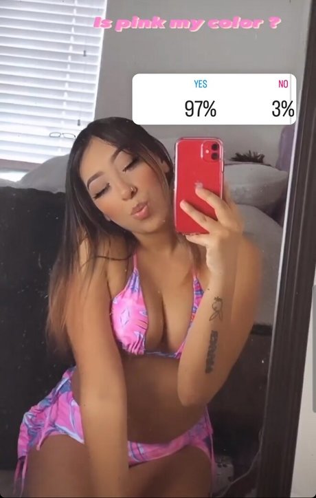 Naakte gelekte OnlyFans-foto van Shr00mfairy