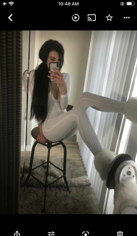 Naakte gelekte OnlyFans-foto van Kristenn