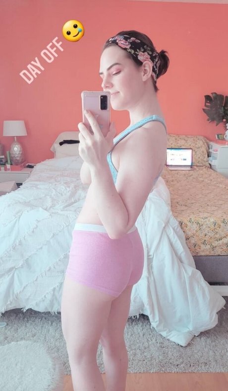 Naakte gelekte OnlyFans-foto van Maggie Mae Fish