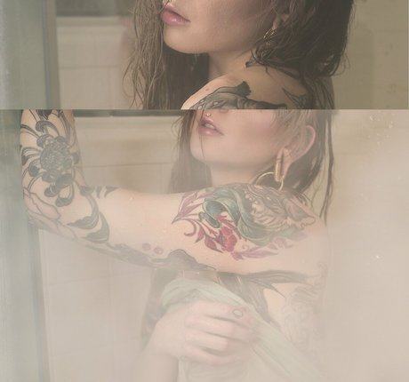 Naakte gelekte OnlyFans-foto van Ashesbardole