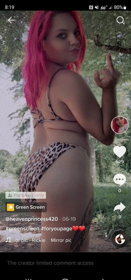 Naakte gelekte OnlyFans-foto van Heavenprincess420