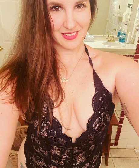 Naakte gelekte OnlyFans-foto van Lexisunshine3191