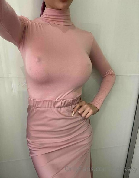 Naakte gelekte OnlyFans-foto van Damari Noa