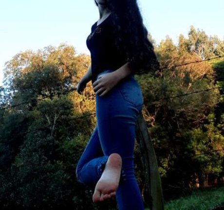 Friends Pretty Feet
