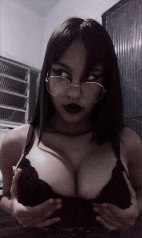 Naakte gelekte OnlyFans-foto van Cocainade5