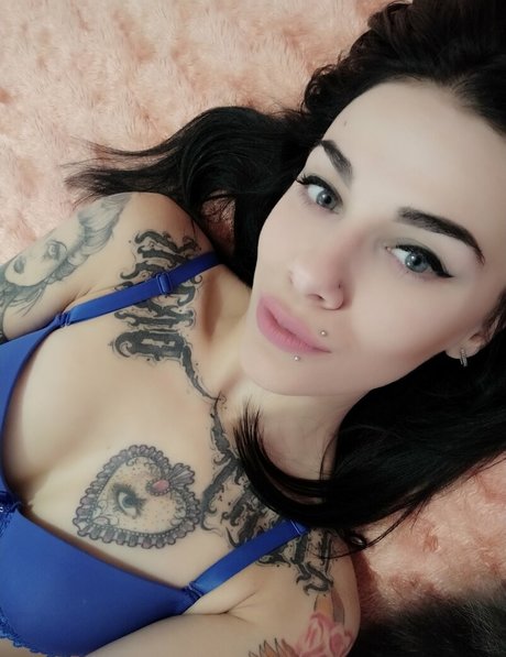 Naakte gelekte OnlyFans-foto van Leilalust