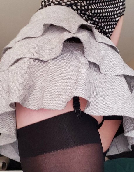 Naakte gelekte OnlyFans-foto van Rumeru