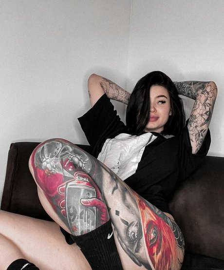 Naakte gelekte OnlyFans-foto van Alison Estrada