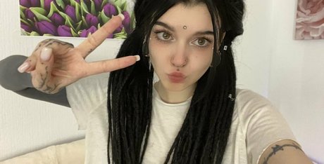 Naakte gelekte OnlyFans-foto van Annawerty