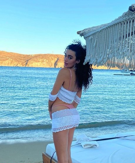 Naakte gelekte OnlyFans-foto van Liraz Nomdar