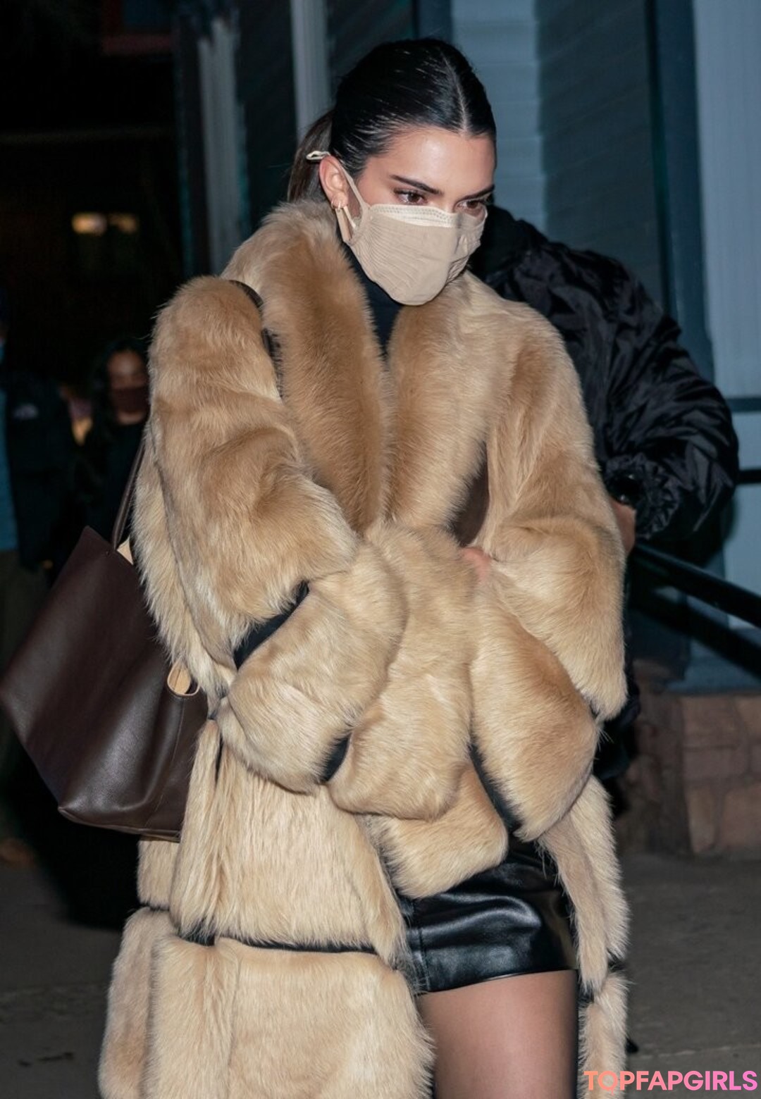Naakte gelekte OnlyFans-foto van Kendall Jenner #1114