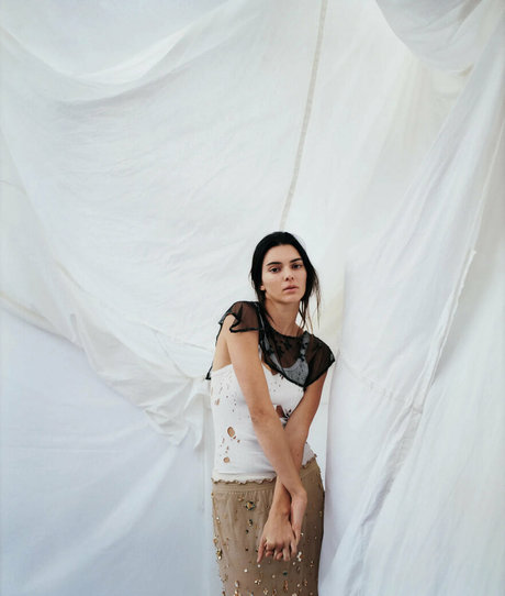 Naakte gelekte OnlyFans-foto van Kendall Jenner