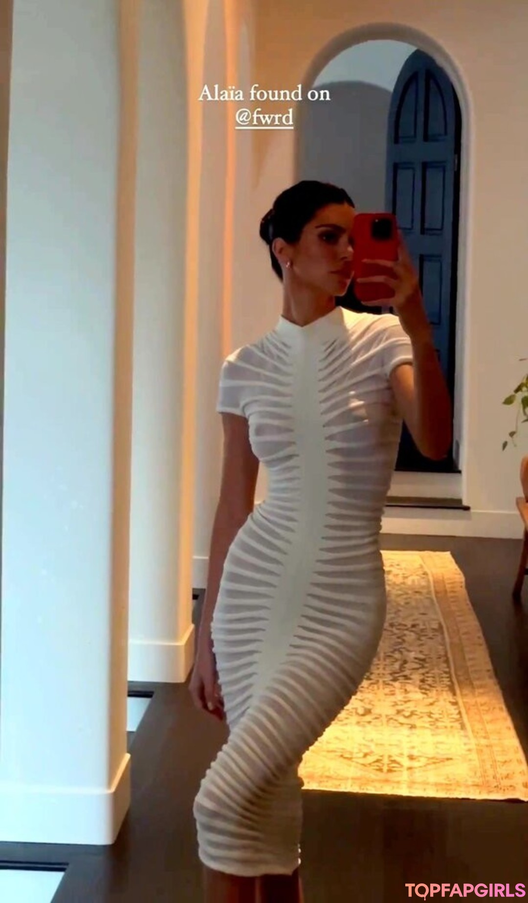 Naakte gelekte OnlyFans-foto van Kendall Jenner #1808