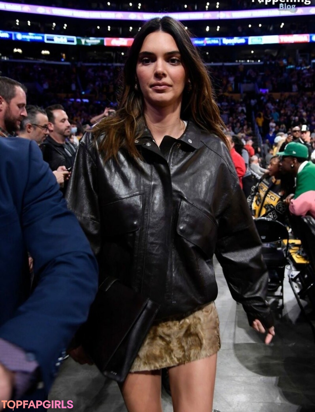 Naakte gelekte OnlyFans-foto van Kendall Jenner #1946