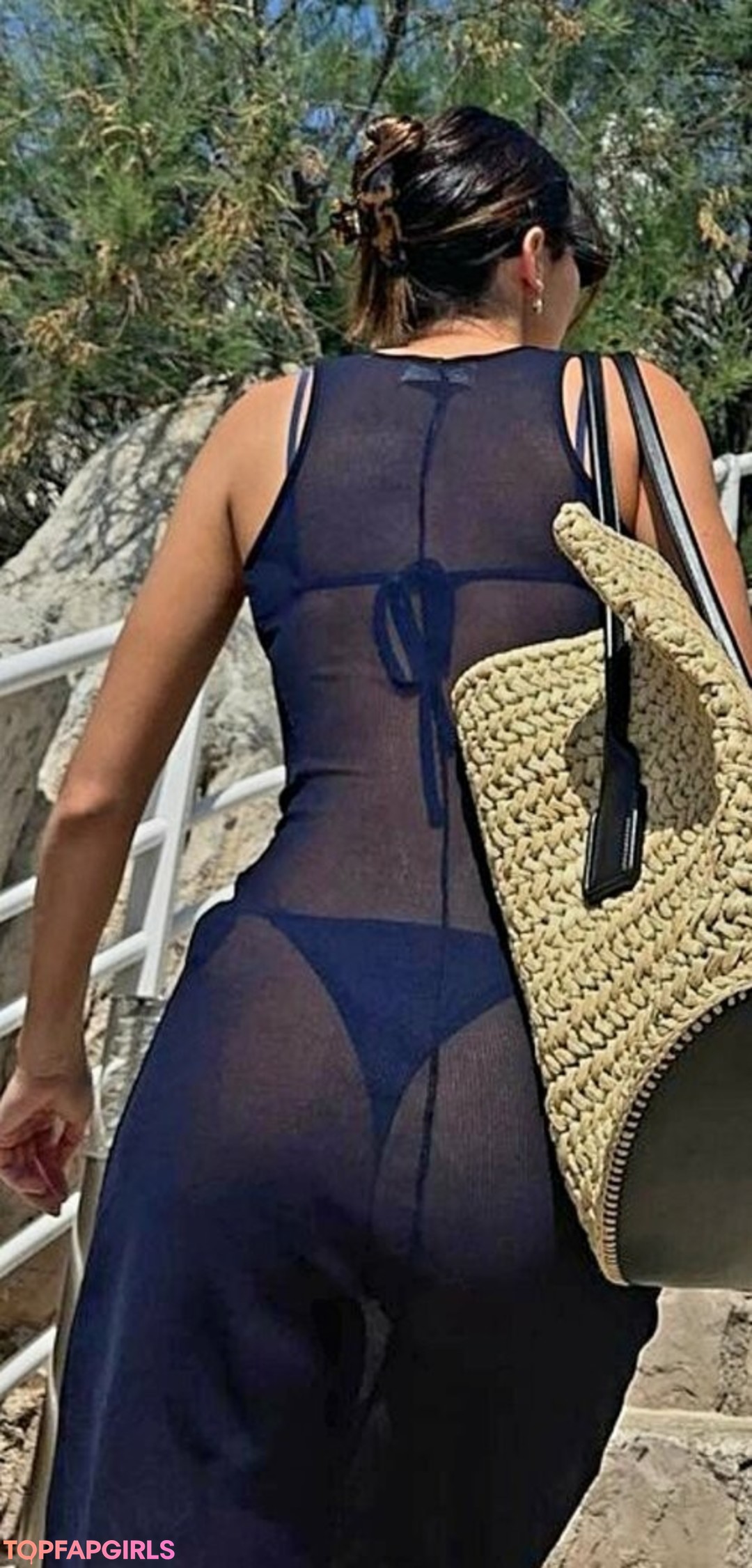 Naakte gelekte OnlyFans-foto van Kendall Jenner #1990