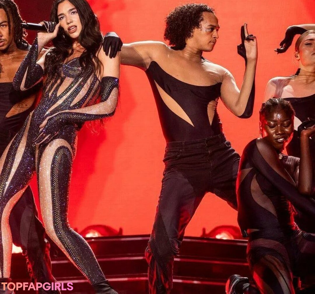 Naakte gelekte OnlyFans-foto van Dua Lipa #1962