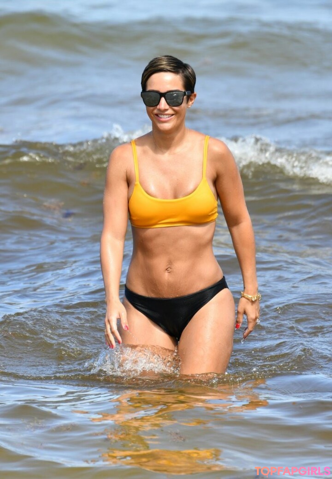 Naakte gelekte OnlyFans-foto van Frankie Bridge #1328