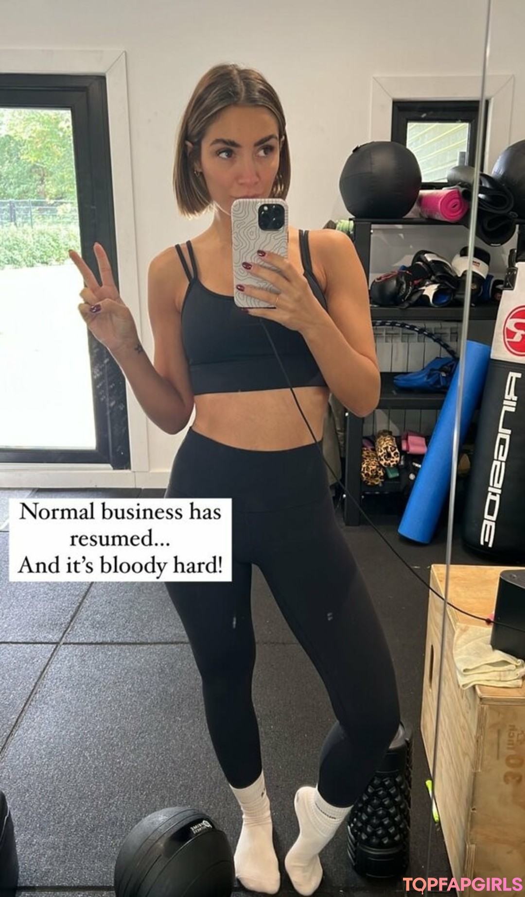 Naakte gelekte OnlyFans-foto van Frankie Bridge #1516