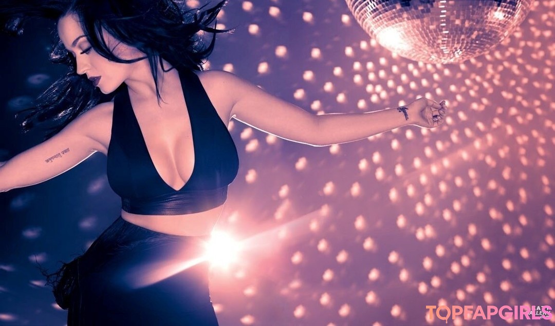 Naakte gelekte OnlyFans-foto van Katy Perry #1085