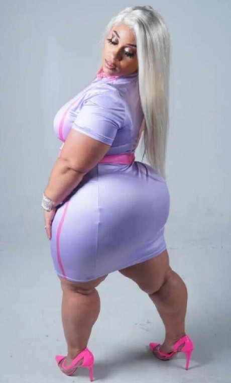 Naakte gelekte OnlyFans-foto van Pinkyxxx