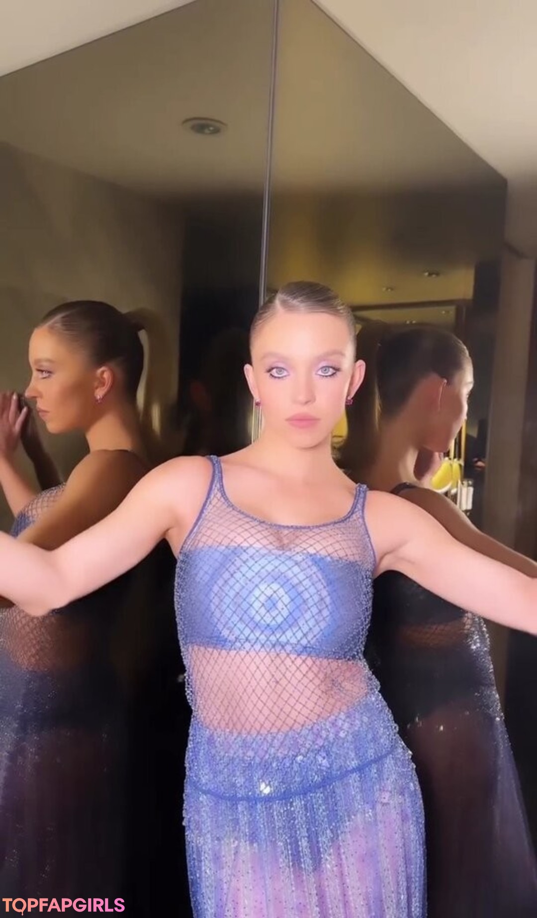 Naakte gelekte OnlyFans-foto van Sydney Sweeney #1002