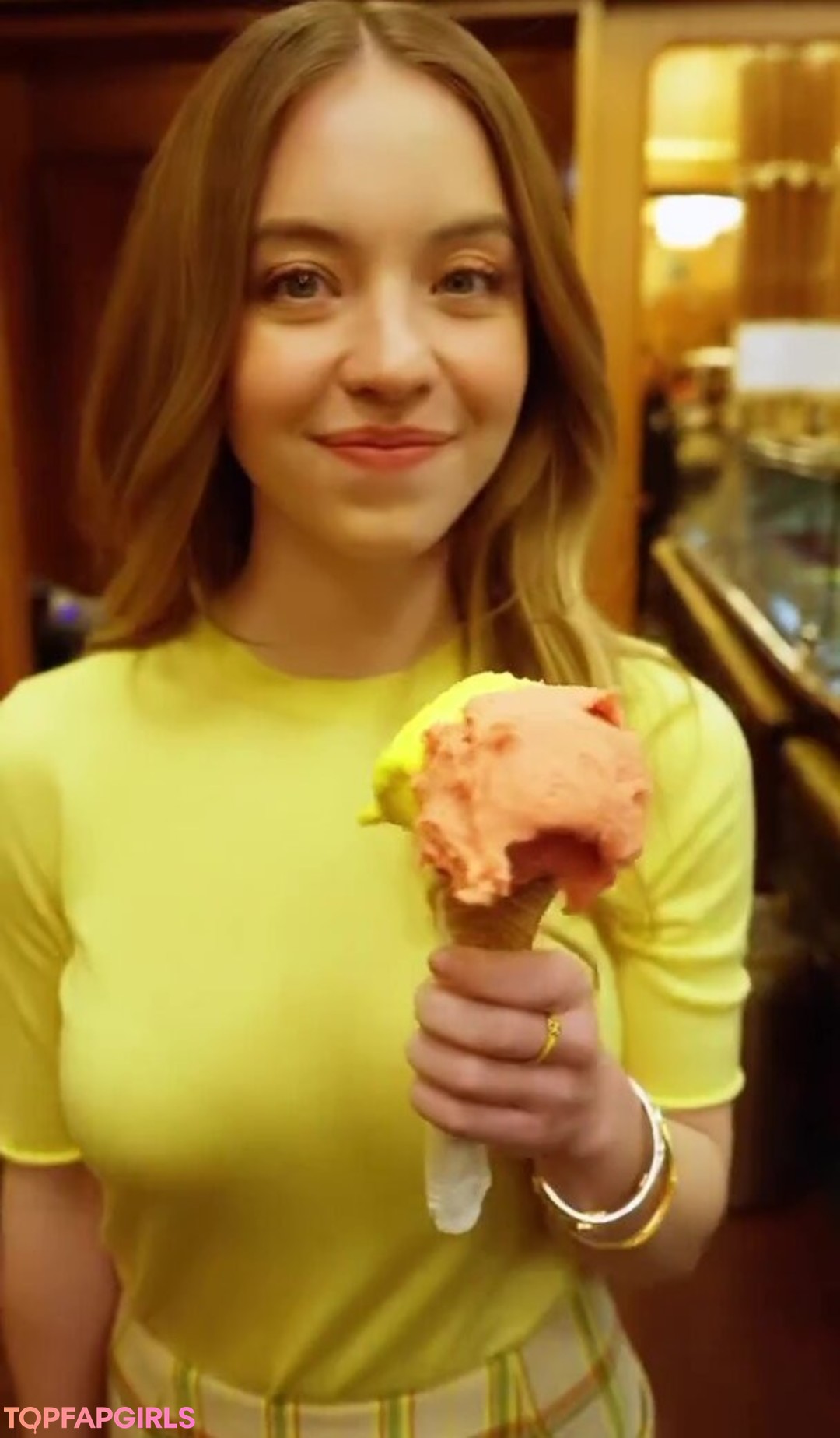 Naakte gelekte OnlyFans-foto van Sydney Sweeney #1350