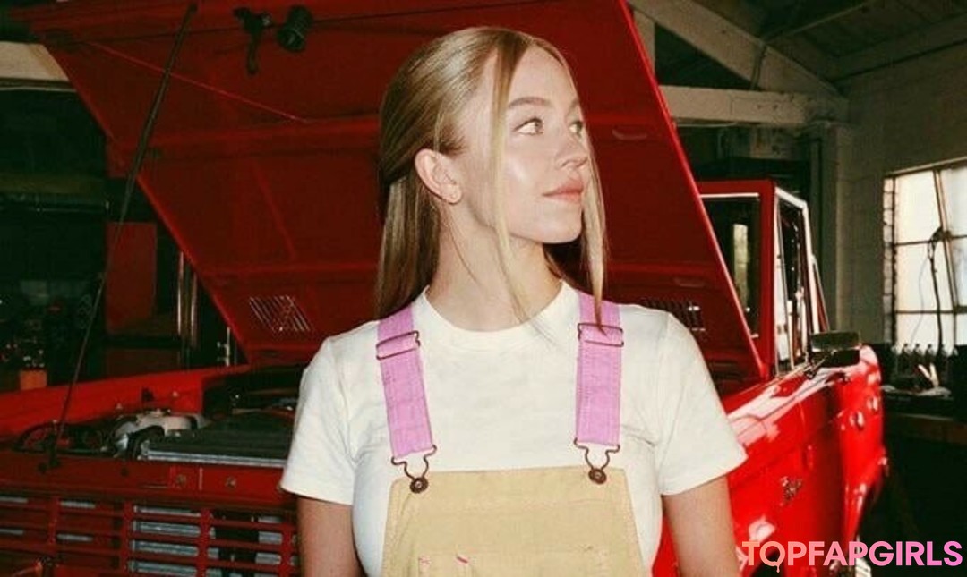 Naakte gelekte OnlyFans-foto van Sydney Sweeney #1579