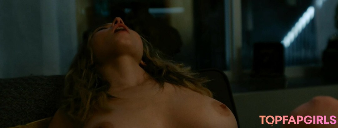 Naakte gelekte OnlyFans-foto van Sydney Sweeney #1711