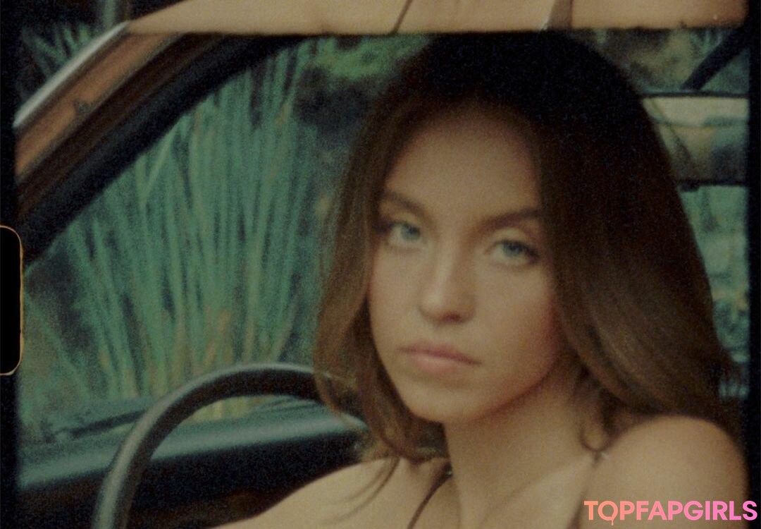 Naakte gelekte OnlyFans-foto van Sydney Sweeney #1812
