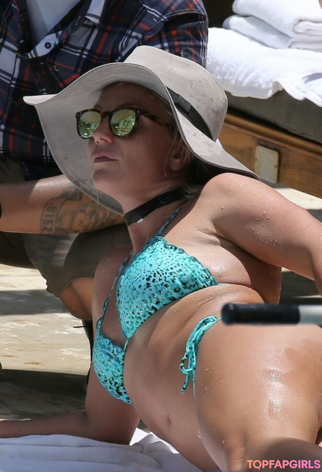 Naakte gelekte OnlyFans-foto van Britney Spears #1095