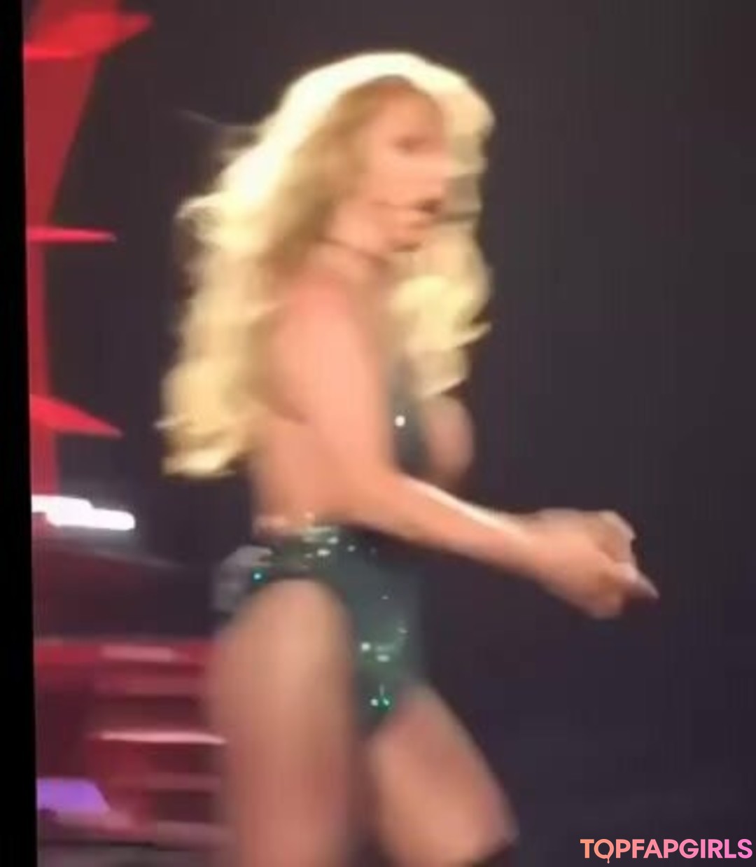Naakte gelekte OnlyFans-foto van Britney Spears #1124