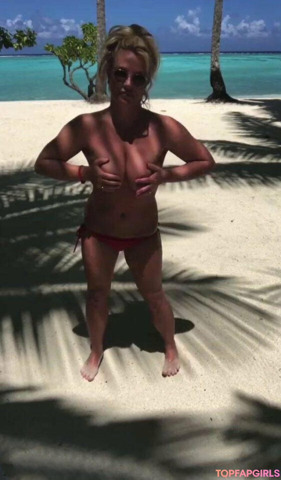 Naakte gelekte OnlyFans-foto van Britney Spears #1308