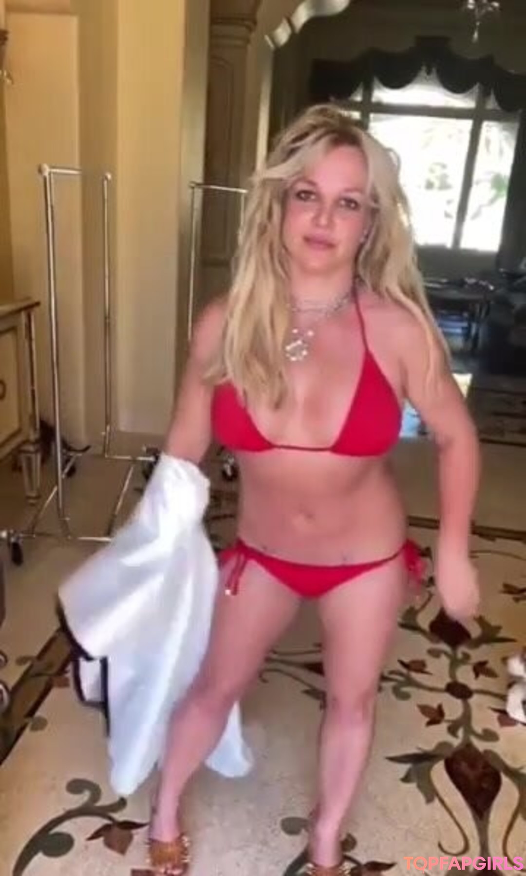 Naakte gelekte OnlyFans-foto van Britney Spears #1411