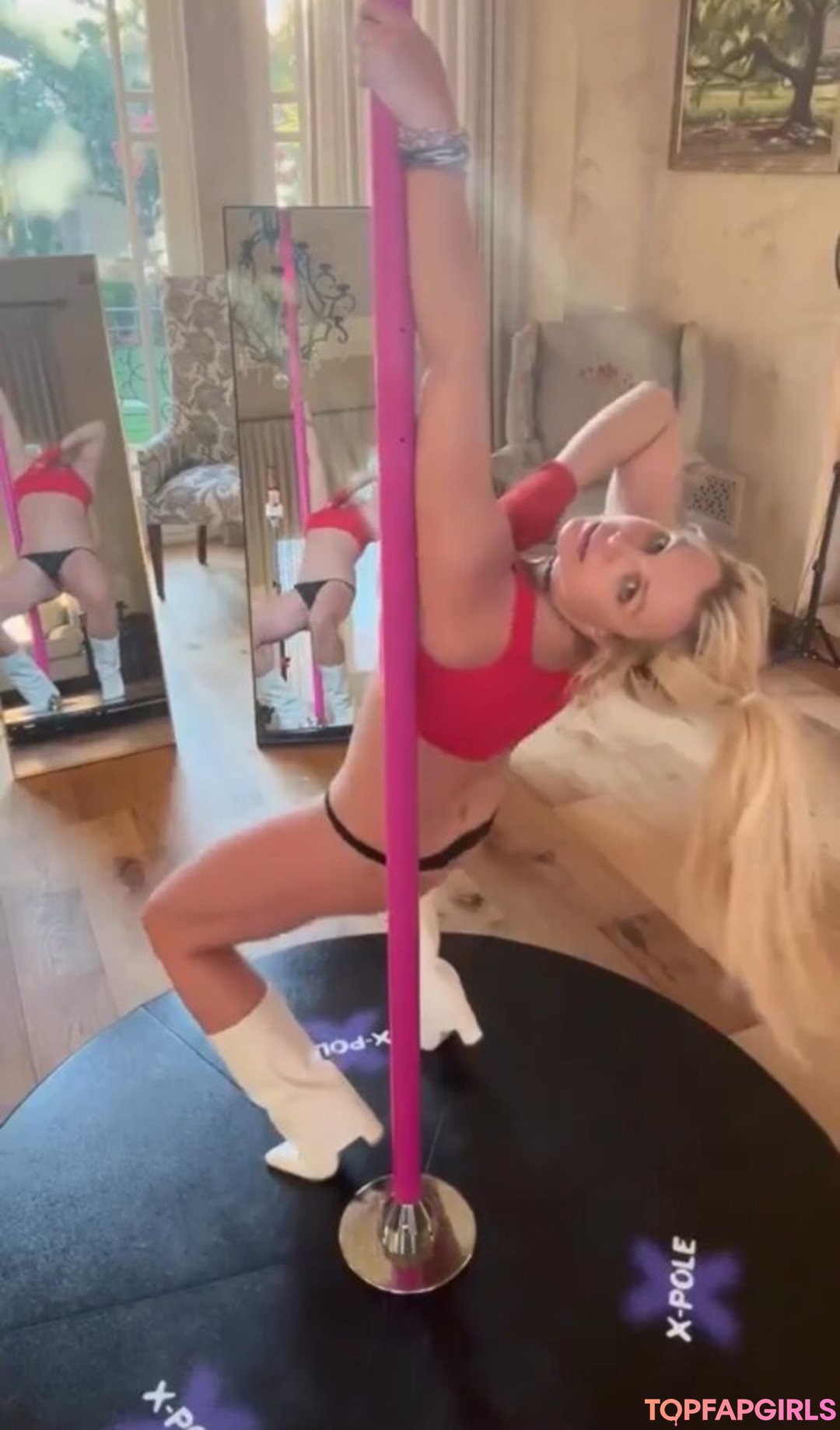 Naakte gelekte OnlyFans-foto van Britney Spears #1501